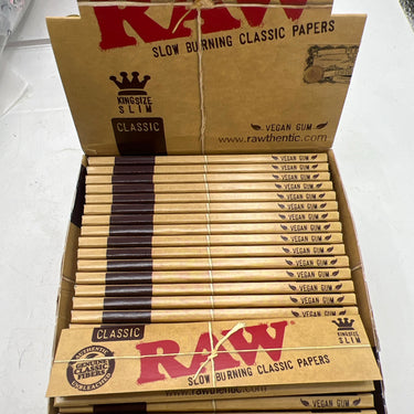 RAW Classic King Size Slim Rolling Paper  32ct (50Pck)