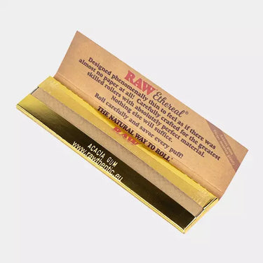 RAW Classic Phenomenally Ethereal Rolling Papers – King size Slim 32ct (50Pck)